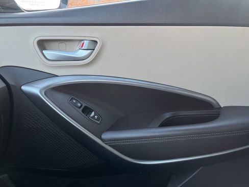 Used 2017 Hyundai Santa Fe Sport image 34