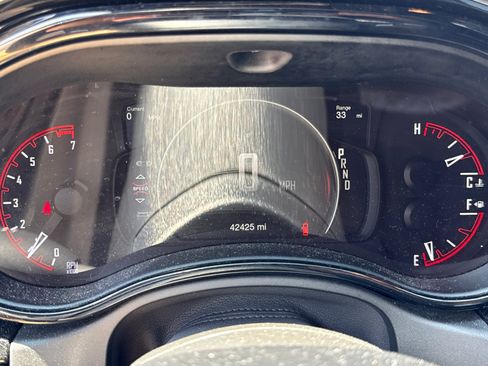 Used 2025 Dodge Durango GT AWD/4WD image 32