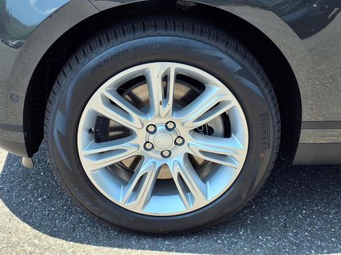 New 2026 Land Rover Range Rover Velar S image 9