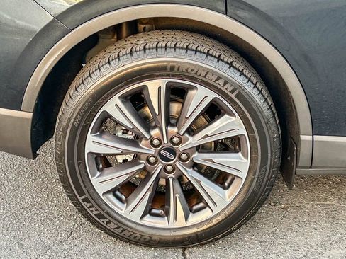 Used 2020 Lincoln Corsair Reserve FWD image 13