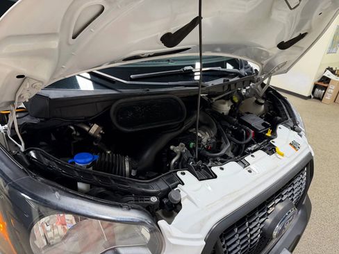 Used 2021 Ford Transit 350 XL image 64