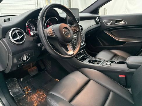 Certified 2018 Mercedes-Benz GLA 250 image 12