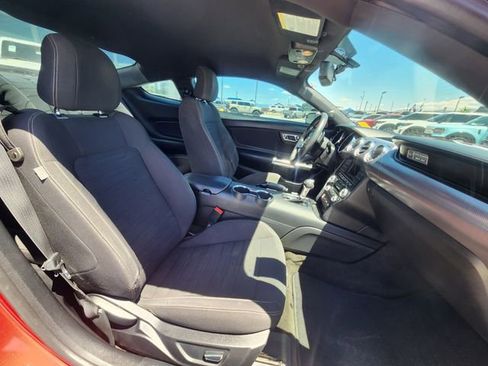 Used 2017 Ford Mustang Coupe RWD image 14