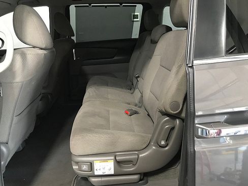 Used 2016 Honda Odyssey EX image 18