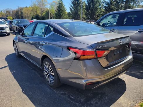 New 2026 Nissan Altima 2.5 SV FWD image 7