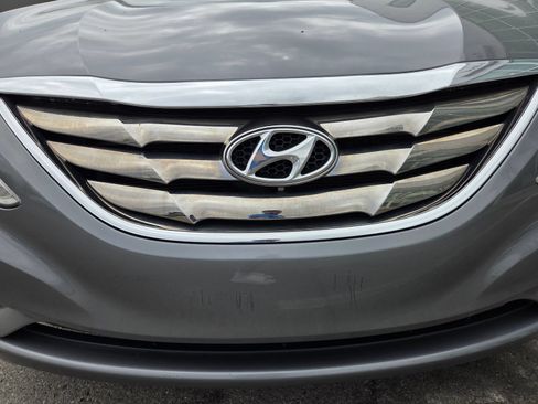 Used 2013 Hyundai Sonata SE FWD image 7
