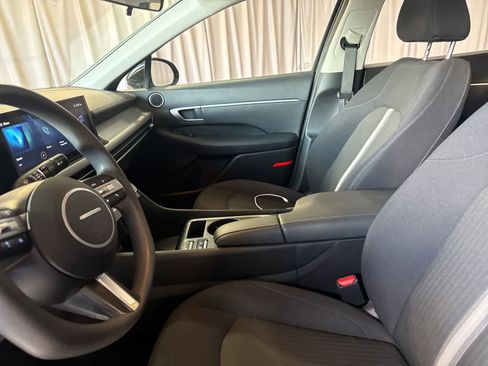 Used 2024 Hyundai Sonata SEL FWD image 19