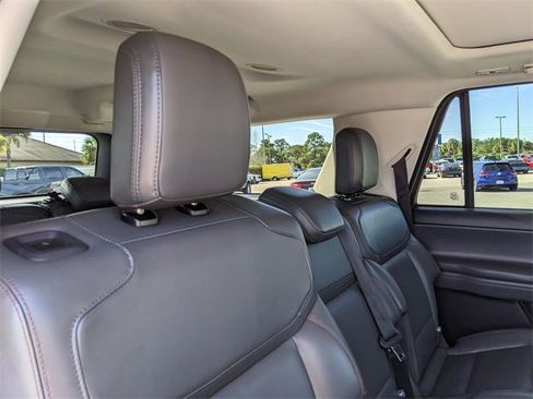 Certified 2025 Ford Expedition Max Active image 21