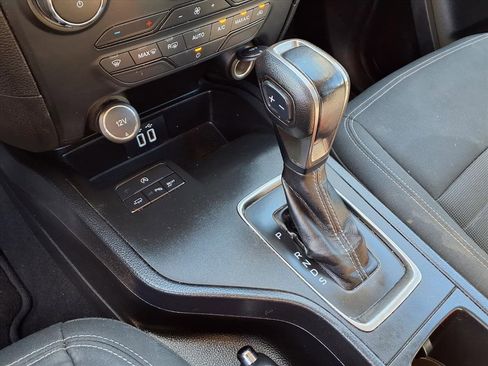 Used 2019 Ford Ranger XLT w/ Equipment Group 301A Mid image 9