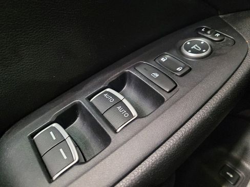 Used 2019 Honda Accord LX image 27
