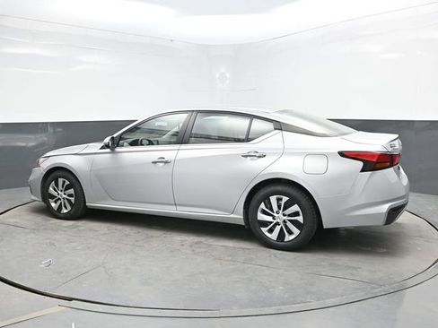 Used 2021 Nissan Altima 2.5 S FWD image 4