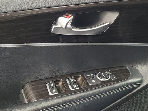 Used 2020 Kia Sorento FWD V6 image 27