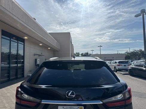 Used 2022 Lexus RX 350 FWD w/ Premium Package image 9
