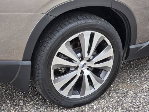 Used 2021 Subaru Ascent Touring AWD/4WD image 8