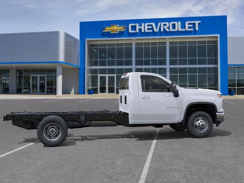 New 2026 Chevrolet Silverado 3500 W/T w/ WT Convenience Package AWD/4WD image 6