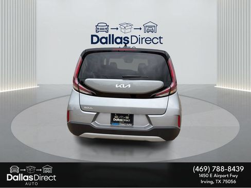 Used 2023 Kia Soul LX FWD image 7