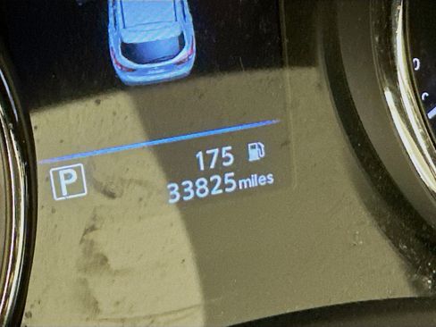 Used 2022 Nissan Rogue Sport SL w/ Premium Package image 19