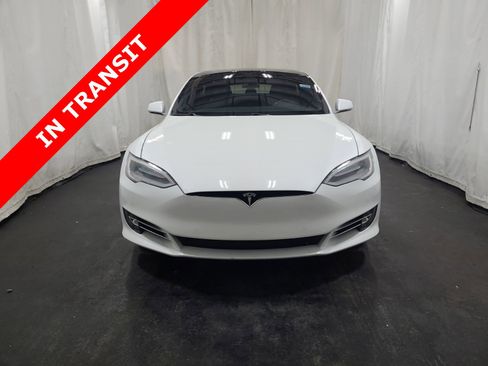Used 2020 Tesla Model S Performance image 5