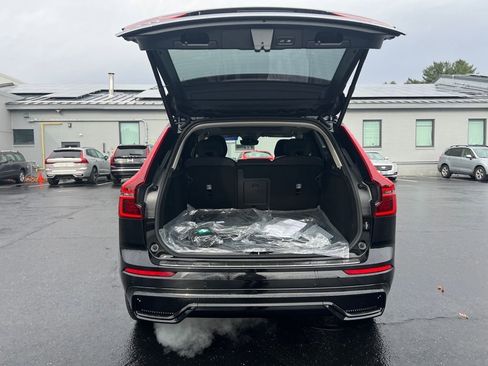 New 2026 Volvo XC60 B5 Plus w/ Protection Package Premier AWD/4WD image 26