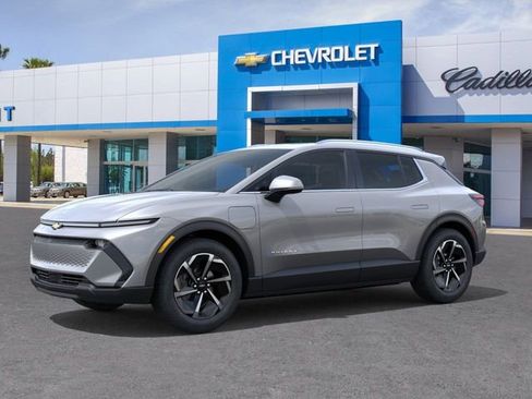 New 2026 Chevrolet Equinox EV LT image 6