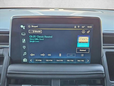 Used 2024 Chevrolet Tahoe Z71 w/ Luxury Package image 11