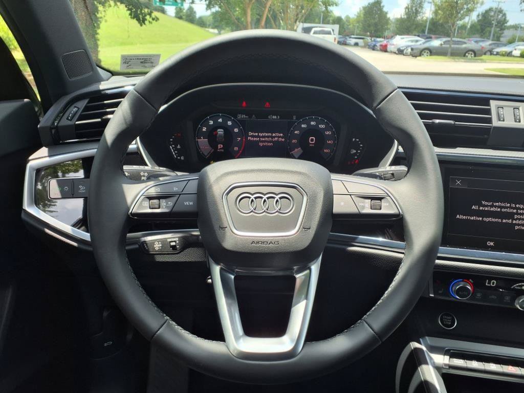 Used 2025 Audi Q3 2.0T Premium AWD/4WD image 15
