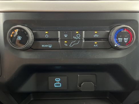 Used 2023 Ford F150 XLT image 28