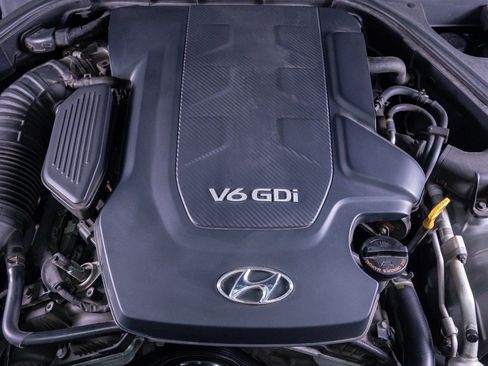 Used 2015 Hyundai Genesis 3.8 w/ Option Group 02 image 7