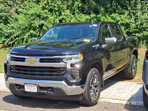 Certified 2023 Chevrolet Silverado 1500 LT AWD/4WD image 4