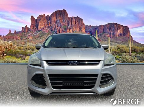 Used 2016 Ford Escape SE FWD image 6