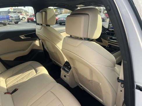 Used 2023 Audi A4 2.0T Premium w/ Convenience Package image 29