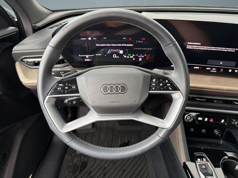 Used 2025 Audi Q5 Premium w/ Convenience Package AWD/4WD image 17