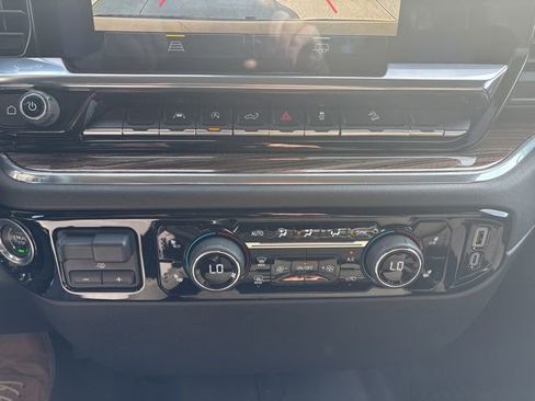 Used 2024 Chevrolet Silverado 1500 RST image 38