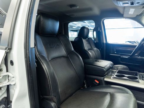 Used 2014 RAM 2500 Laramie w/ Convenience Group AWD/4WD image 13