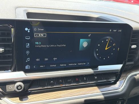 Certified 2022 Chevrolet Silverado 1500 LT RWD image 24