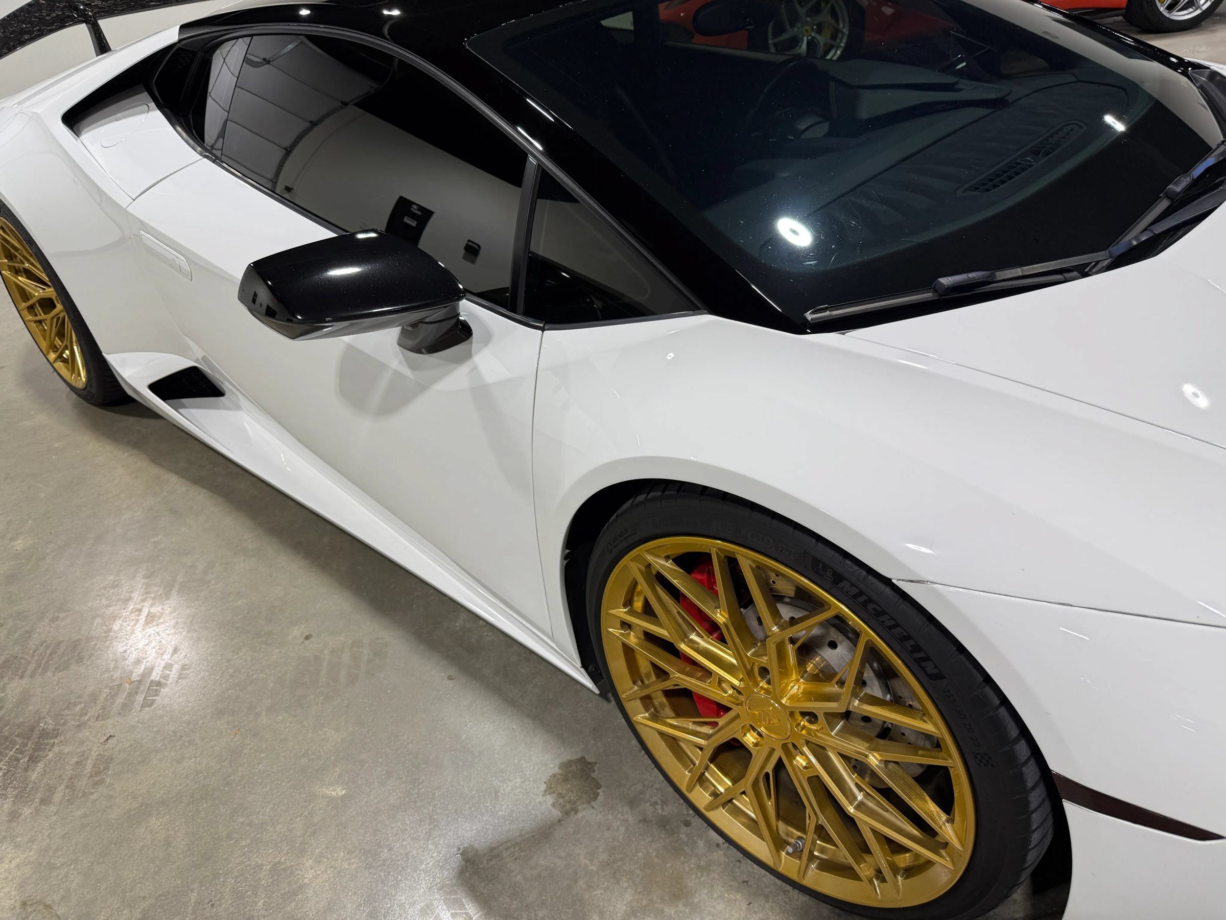 Used 2017 Lamborghini Huracan LP 580-2 RWD image 16