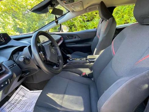 Used 2023 Toyota Prius Prime FWD image 2