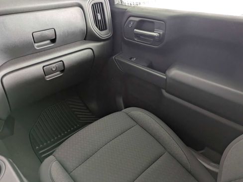 Used 2024 Chevrolet Silverado 1500 Custom AWD/4WD image 9