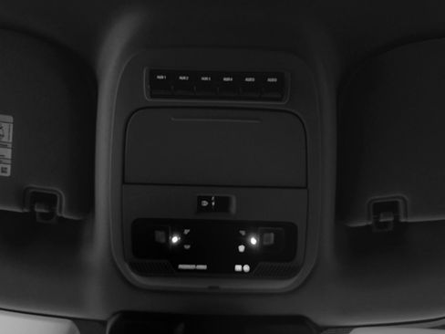 Used 2024 Ford F550 4x4 Crew Cab Super Duty image 32