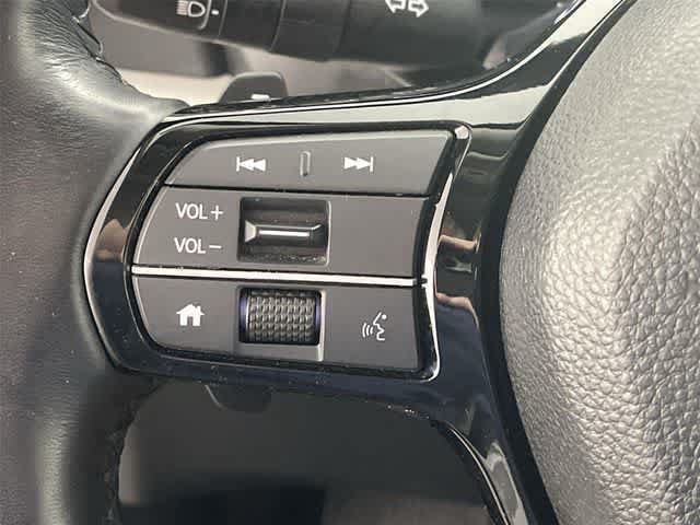 Used 2025 Honda Pilot EX-L image 33