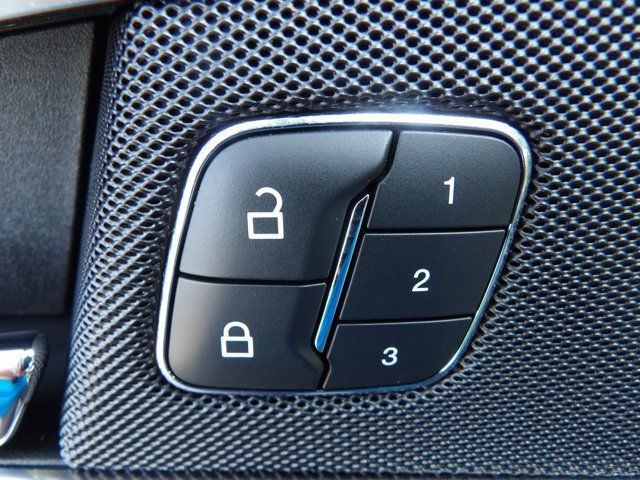 Used 2020 Lincoln Nautilus Reserve w/ Equipment Group 201A FWD image 14