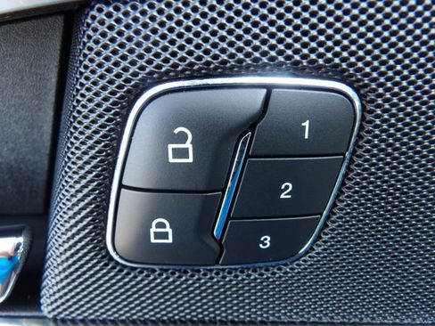 Used 2020 Lincoln Nautilus Reserve w/ Equipment Group 201A FWD image 14