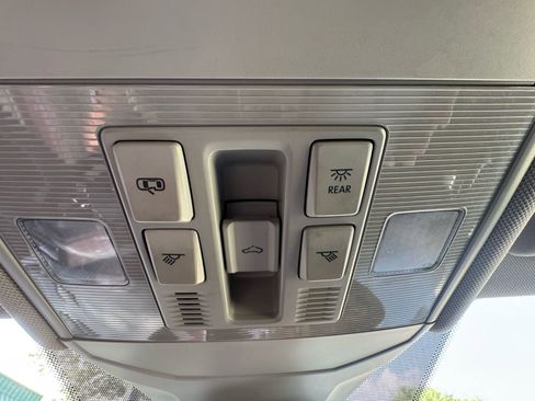 Used 2020 Volkswagen Jetta SEL image 20