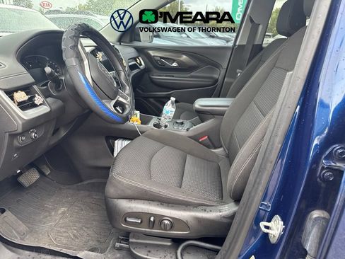 Used 2022 GMC Terrain SLE w/ Driver Convenience Package AWD/4WD image 6