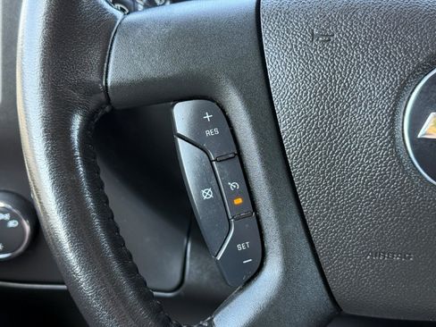 Used 2022 Chevrolet Express 2500 w/ Driver Convenience Package RWD image 32