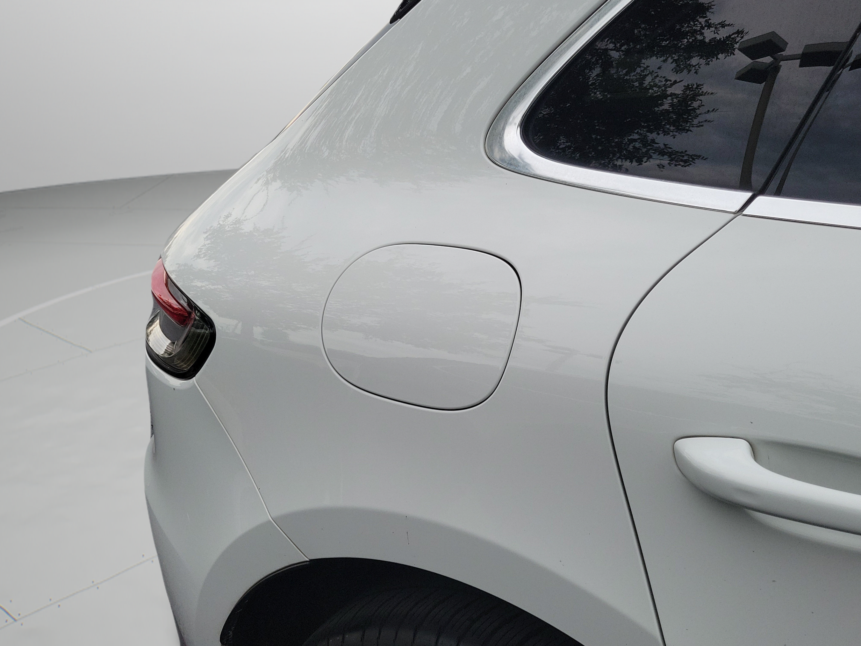 Used 2022 Porsche Macan S AWD/4WD image 20