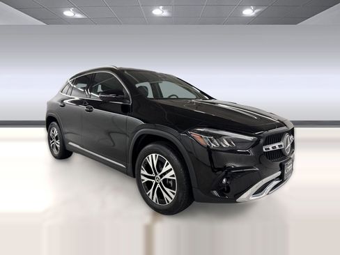 Certified 2025 Mercedes-Benz GLA 250 image 7