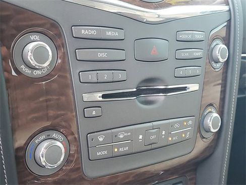 Used 2018 Nissan Armada SL w/ Premium Package image 25