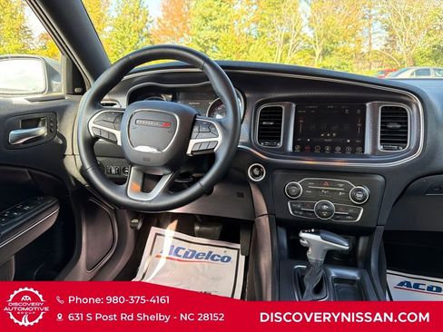 Used 2017 Dodge Charger R/T w/ Plus Group image 32