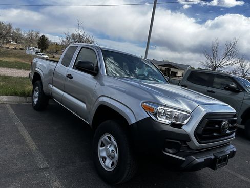 Certified 2023 Toyota Tacoma SR AWD/4WD image 6